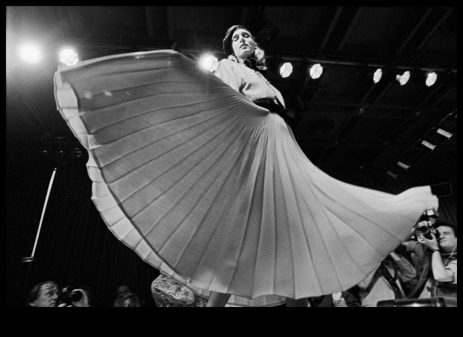 Couture Chronicles: Immersing Yourself in the Story of Fashion