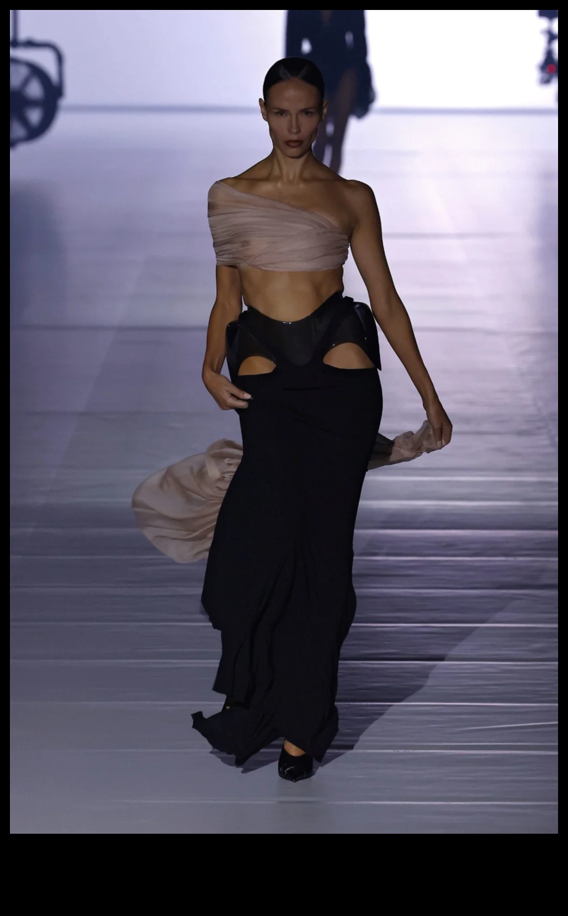 Runway Ready Revelry: Toast to the Grandeur of Trendy Outfits