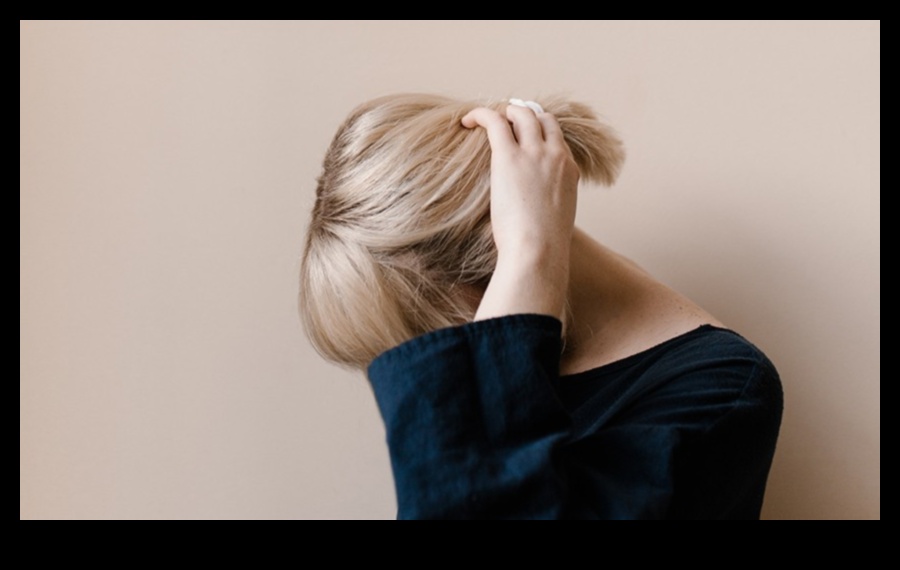 Ξανθά μαλλιά, υγιείς ρίζες Ένας οδηγός για τη θρέψη του τριχωτού της κεφαλής σας για λαμπερές κλειδαριές 4 Ξανθά μαλλιά, υγιείς ρίζες: Θρέφοντας το τριχωτό της κεφαλής σας για λαμπερές κλειδαριές