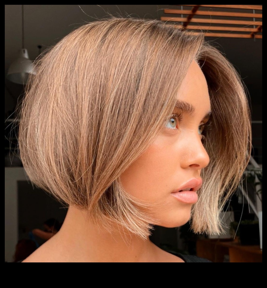 Τολμηρά Bobs στη μέση: Κοντά και κομψά κοψίματα μεσαίου μήκους