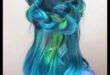 Mermaid Vibes: Βουτήξτε στη φαντασία με χρώματα μαλλιών εμπνευσμένα από τον ωκεανό