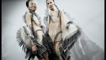 Tech Couture: Μοντέρνα ρούχα που συνδυάζουν τη μόδα και την καινοτομία